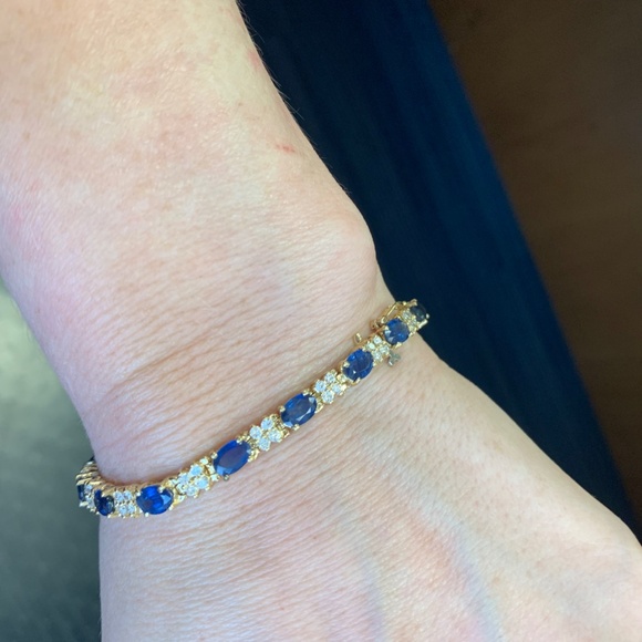 14K Yellow Gold Sapphire and Diamond Tennis Bracelet! Gorgeous vintage piece! - Picture 6 of 9